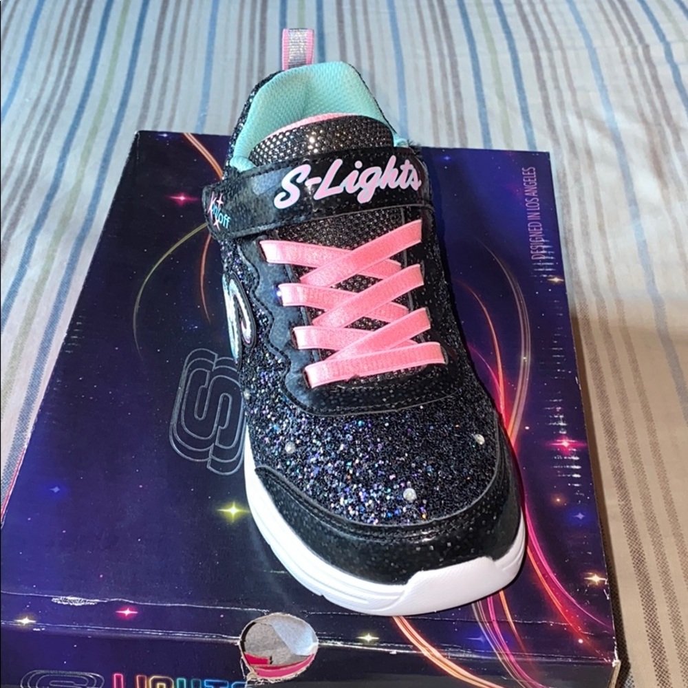 Light up sketchers!